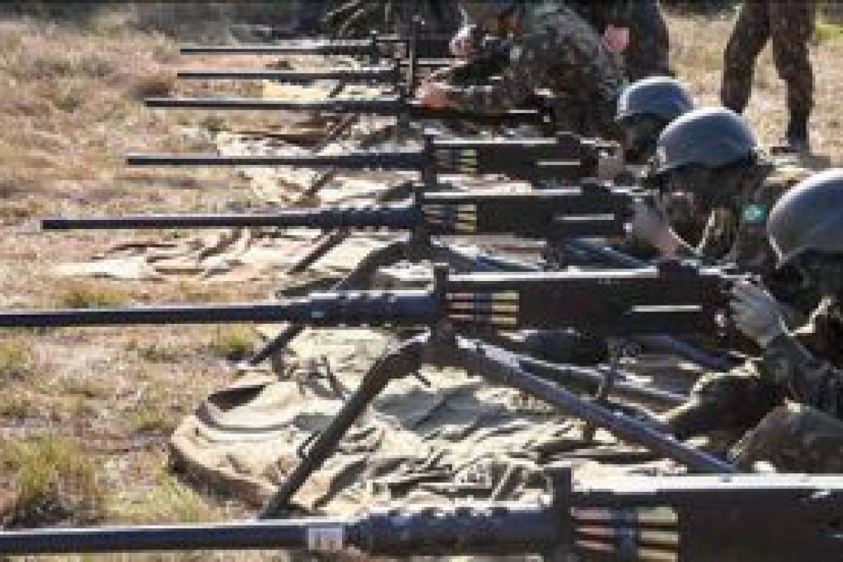 Ladres furtam 13 armas antiareas do Arsenal de Guerra do Exrcito