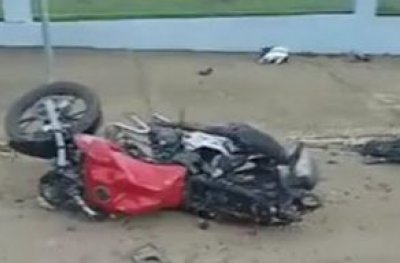 Vídeo: em Rondônia, jovem morre após colisão entre motocicleta e caminhonete